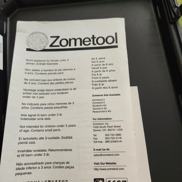 Zometool Construction Kit with Colorful Rods - Picture 5 of 8